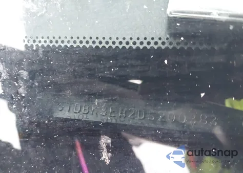 2013 Toyota Highlander Se V6 z USA, uszkodzony, nr VIN 5TDBK3EH2DS200383